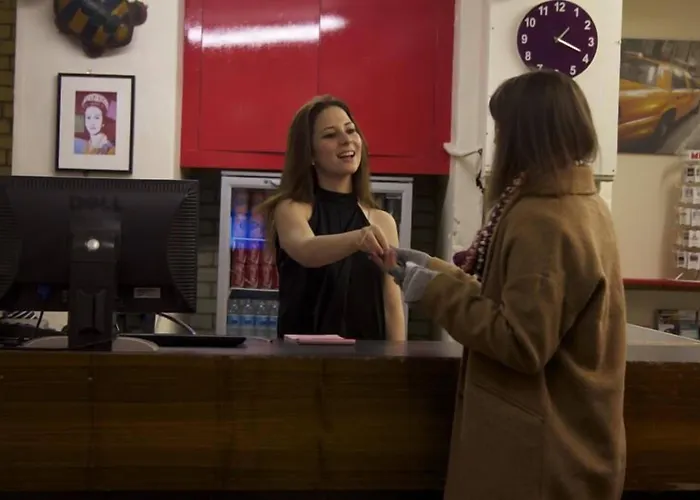 Dover Castle Hostel London